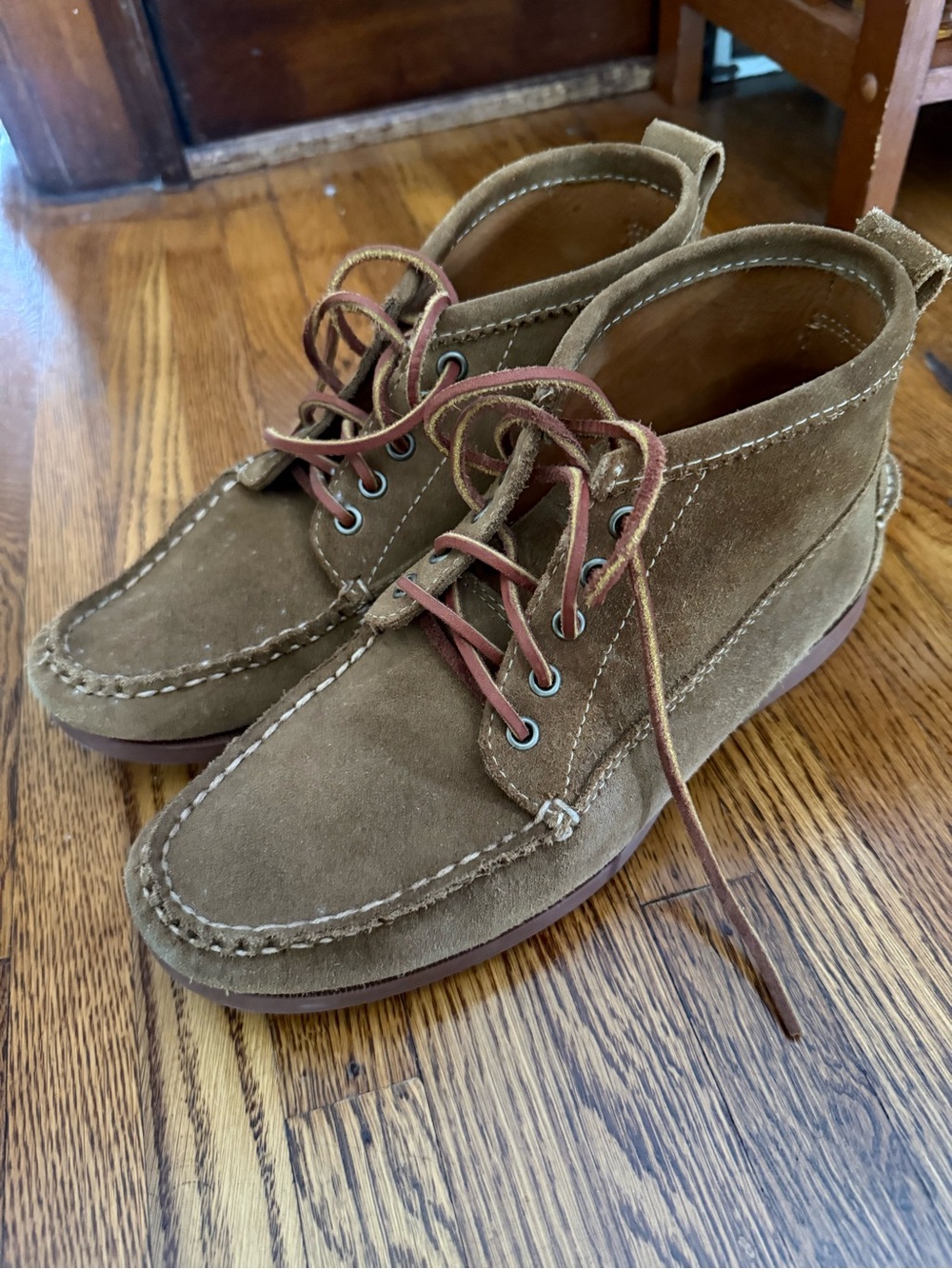 Brooks Brothers Men's Suede Hayden Camp Chukka Boots in Brown with Tan Laces